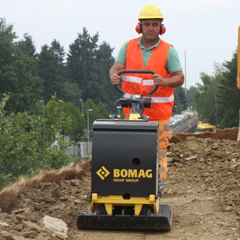 Plaque vibrante Bomag BPR 50/55 D